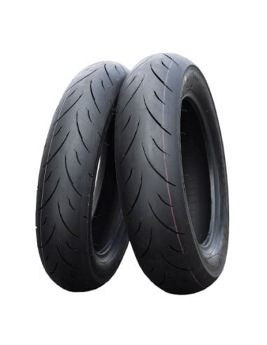 Maxxis R1 tires
